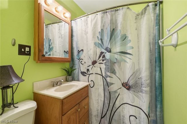 1734 Tonawanda Avenue, Akron, OH 44305