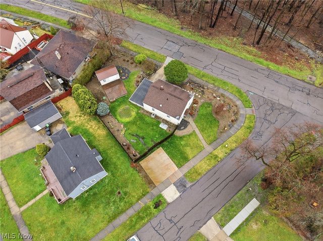 1734 Tonawanda Avenue, Akron, OH 44305