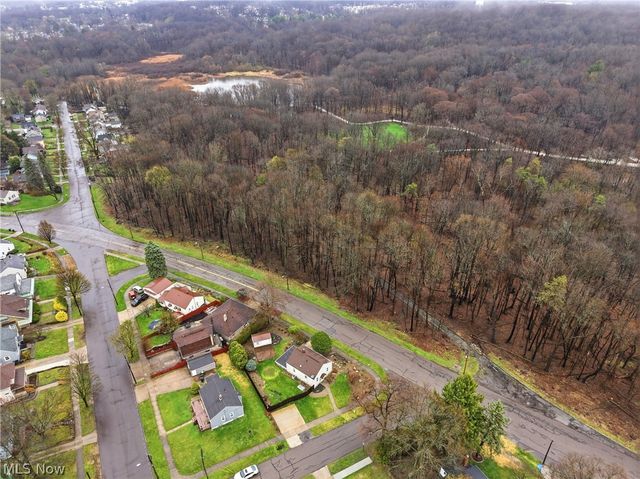 1734 Tonawanda Avenue, Akron, OH 44305