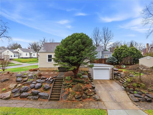 1734 Tonawanda Avenue, Akron, OH 44305