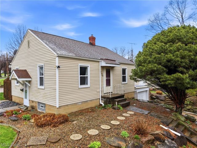 1734 Tonawanda Avenue, Akron, OH 44305