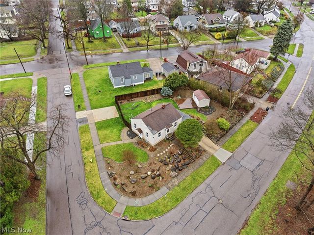 1734 Tonawanda Avenue, Akron, OH 44305