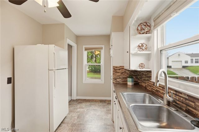 1734 Tonawanda Avenue, Akron, OH 44305