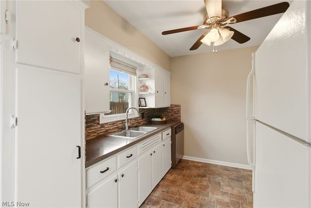 1734 Tonawanda Avenue, Akron, OH 44305