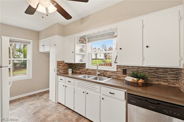 1734 Tonawanda Avenue, Akron, OH 44305