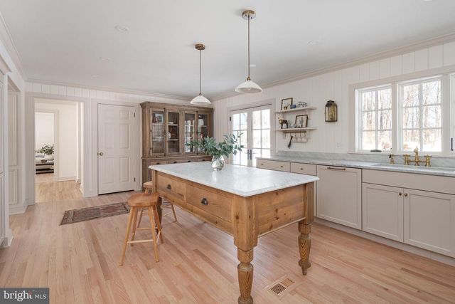 141 FAIRWAY DR, Princeton, NJ 08540