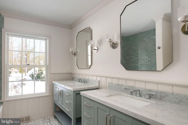 141 FAIRWAY DR, Princeton, NJ 08540