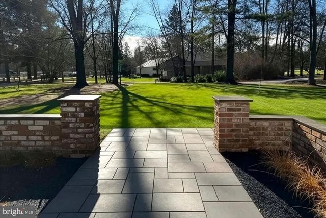 141 FAIRWAY DR, Princeton, NJ 08540