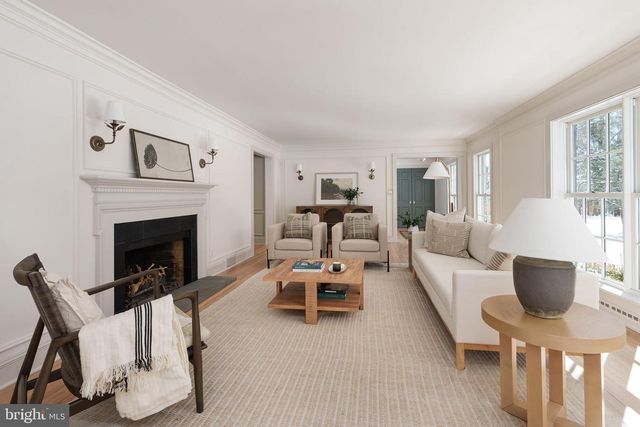 141 FAIRWAY DR, Princeton, NJ 08540