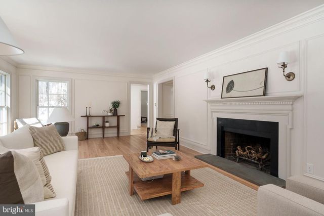 141 FAIRWAY DR, Princeton, NJ 08540