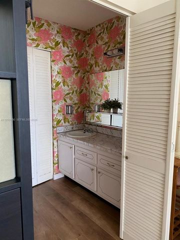 1825 S Ocean Dr 707, Hallandale Beach, FL 33009