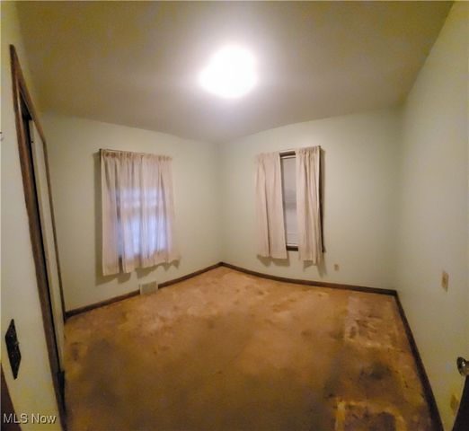 2219 Rowland Avenue NE, Canton, OH 44714