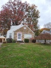 2219 Rowland Avenue NE, Canton, OH 44714