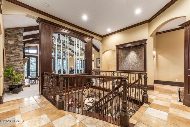 6150 S Murdoch Woods Place, Holladay, UT 84121