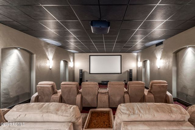 6150 S Murdoch Woods Place, Holladay, UT 84121