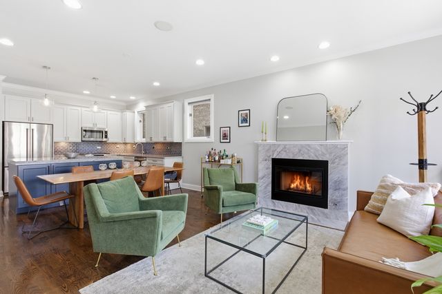 1101 N Wood Street 1S, Chicago, IL 60622