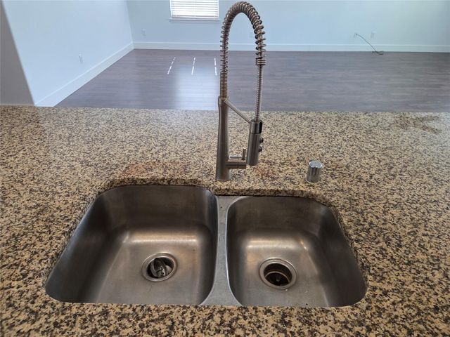 8206 Summer Lake Pass Lane, Rosenberg, TX 77469