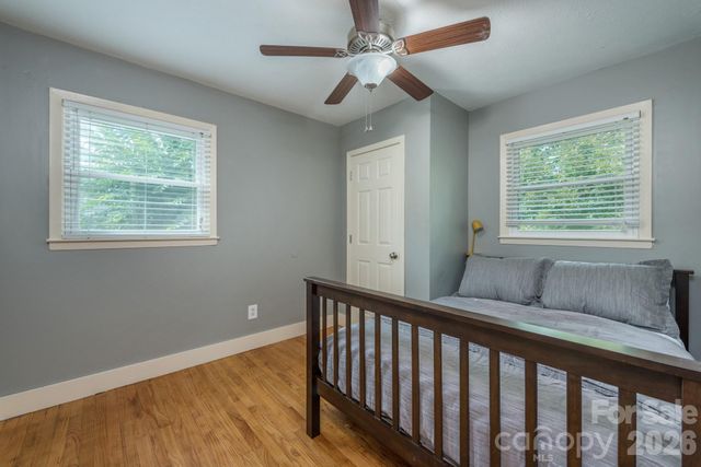 16 Oakley Dogwood Drive, Asheville, NC 28803