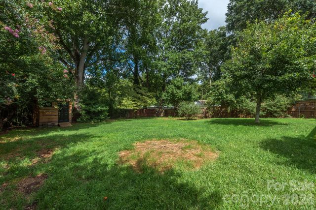 16 Oakley Dogwood Drive, Asheville, NC 28803