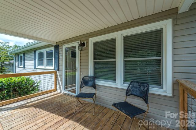 16 Oakley Dogwood Drive, Asheville, NC 28803