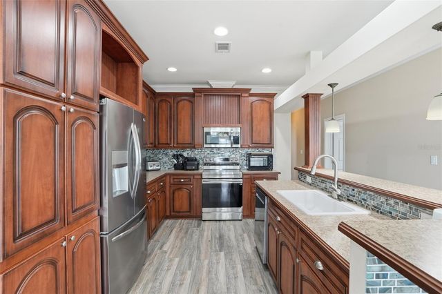 8461 KINGLET DRIVE, Englewood, FL 34224