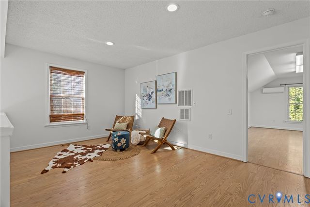 10302 Perrins Mill Ln, Mechanicsville, VA 23116