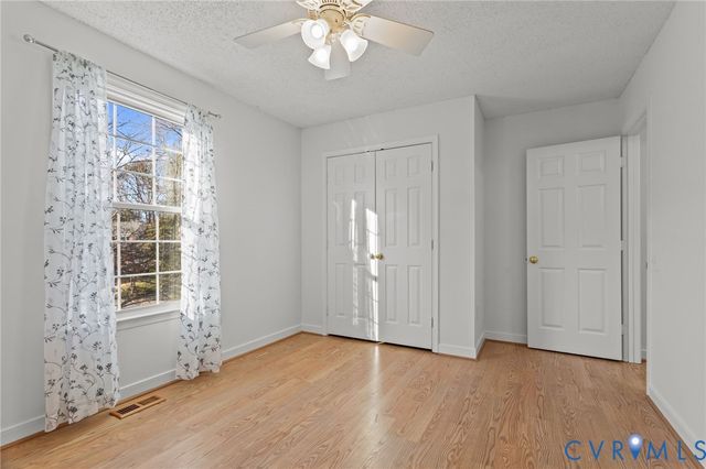 10302 Perrins Mill Ln, Mechanicsville, VA 23116