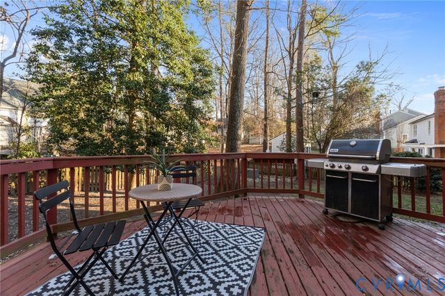 10302 Perrins Mill Ln, Mechanicsville, VA 23116