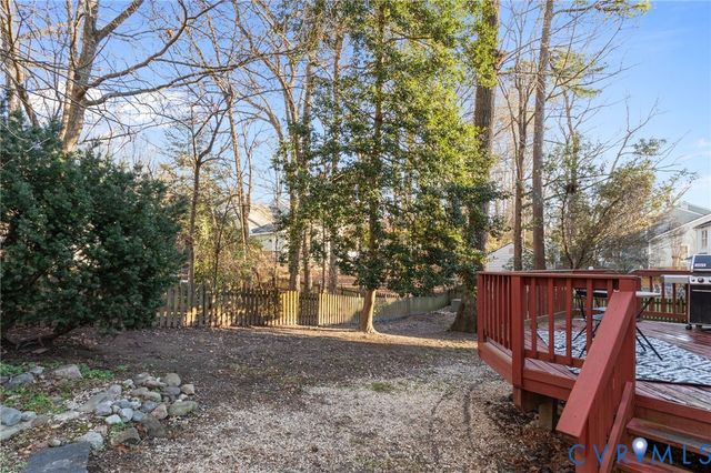 10302 Perrins Mill Ln, Mechanicsville, VA 23116