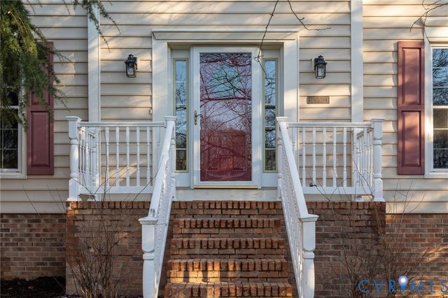 10302 Perrins Mill Ln, Mechanicsville, VA 23116