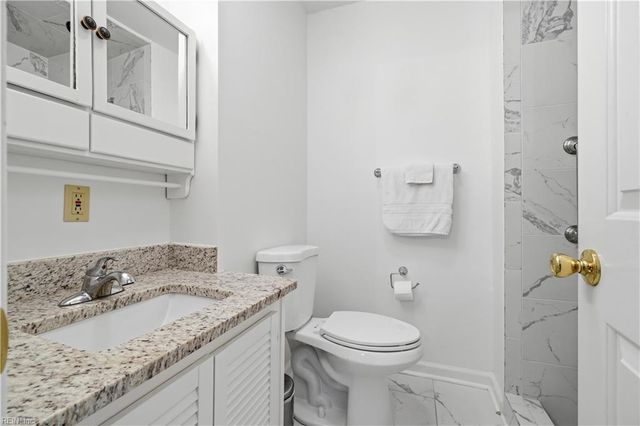 1114 Manchester AVE, Norfolk, VA 23508