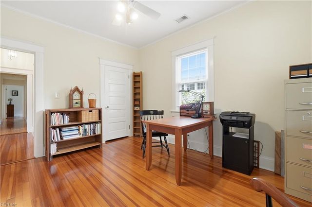 1114 Manchester AVE, Norfolk, VA 23508