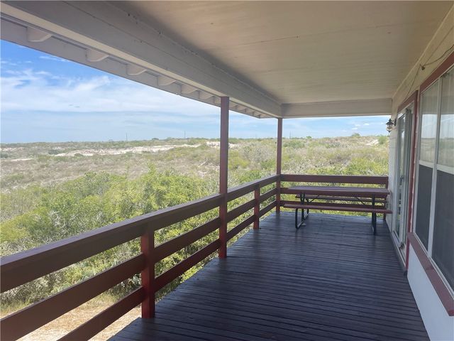 118 E Lake View Trai, Sandia, TX 78383