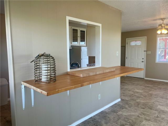 118 E Lake View Trai, Sandia, TX 78383