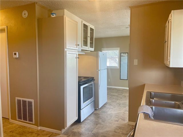 118 E Lake View Trai, Sandia, TX 78383