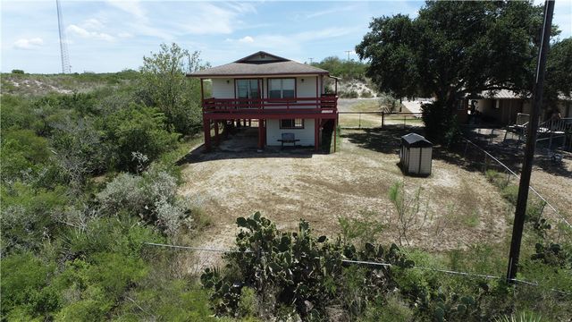 118 E Lake View Trai, Sandia, TX 78383