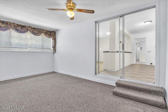 170 Loop Road, Burgaw, NC 28425