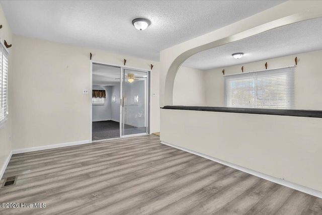 170 Loop Road, Burgaw, NC 28425