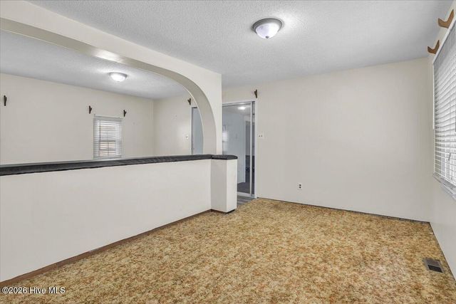 170 Loop Road, Burgaw, NC 28425