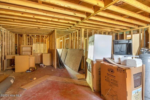 170 Loop Road, Burgaw, NC 28425