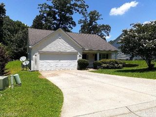 1615 Stoneshire Court, Winston-salem, NC 27127