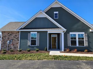 201 Rockbridge St # 32-4, Smithfield, VA 23430