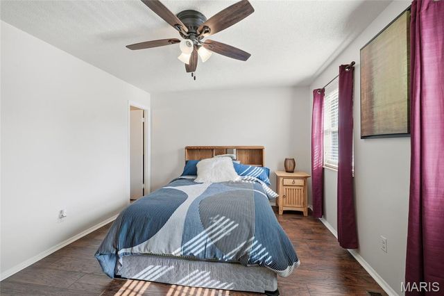 8776 Santa Bella Drive, Hazelwood, MO 63042