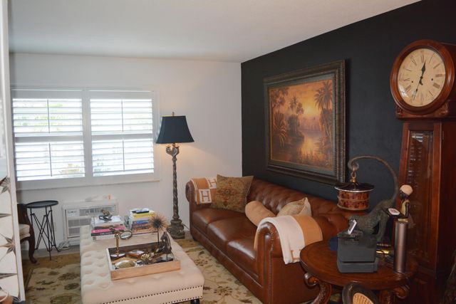 401 N J Street 11, Lake Worth Beach, FL 33460