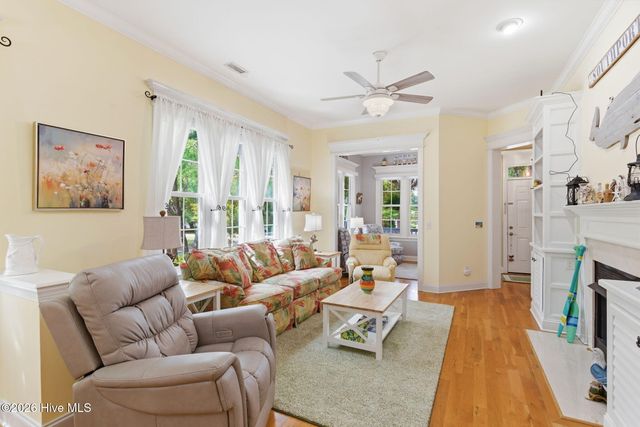 3696 Sable Palm Lane, Southport, NC 28461