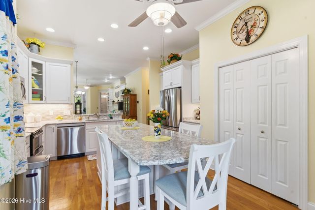 3696 Sable Palm Lane, Southport, NC 28461