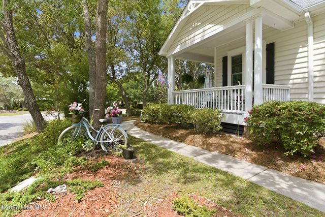 3696 Sable Palm Lane, Southport, NC 28461