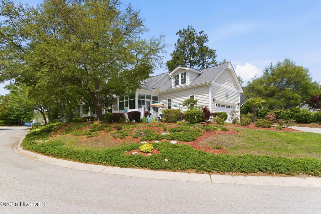 3696 Sable Palm Lane, Southport, NC 28461