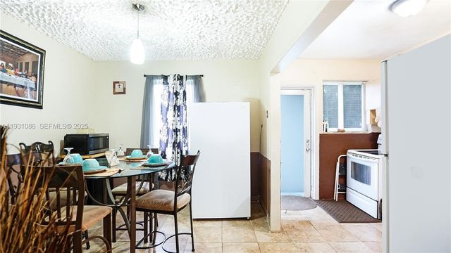 2615 NW 114th St, Miami, FL 33167