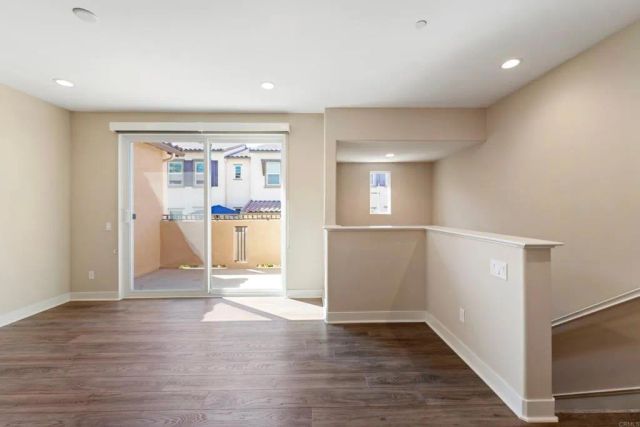 4358 Saint Cloud Way 2, Oceanside, CA 92056